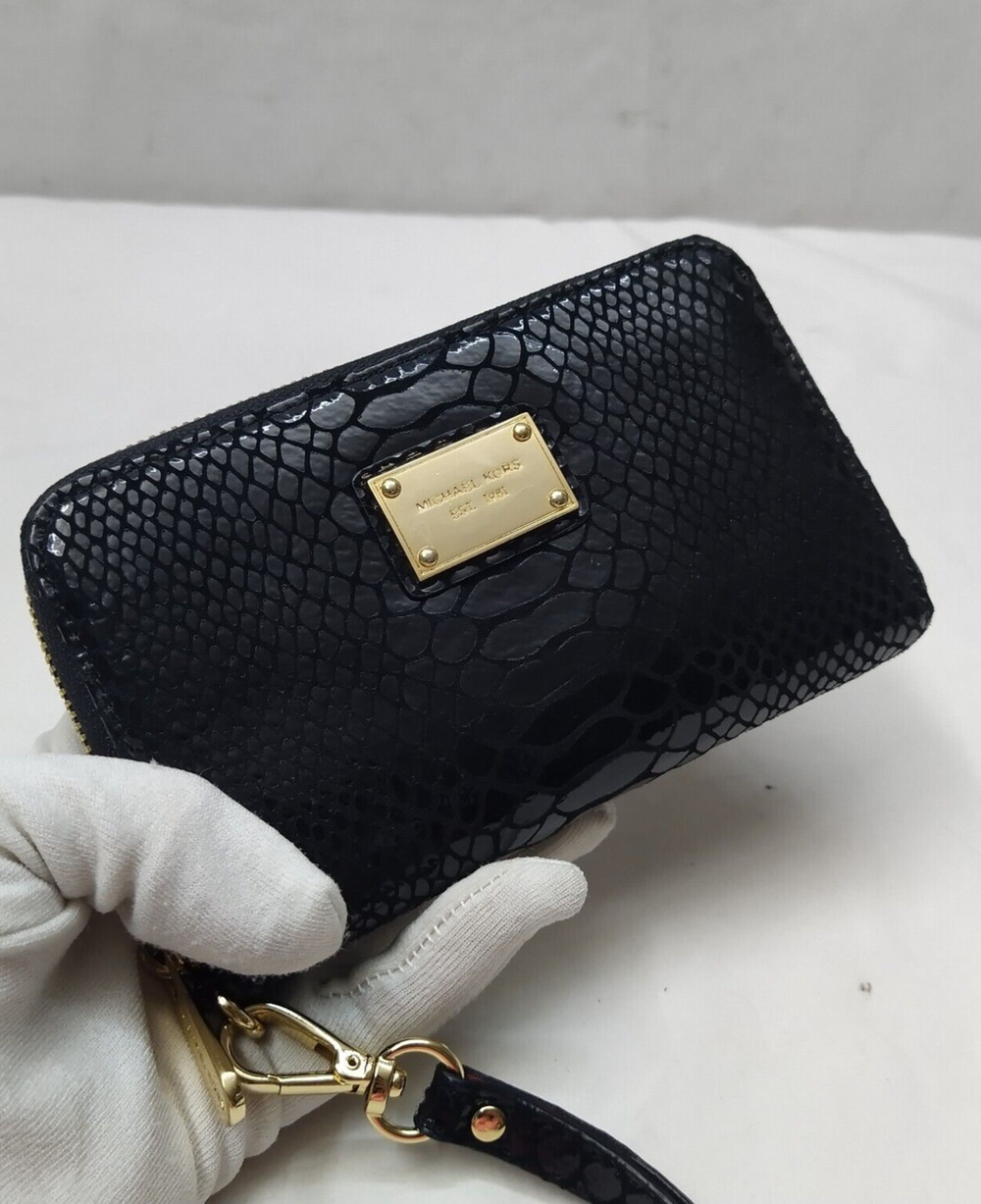 Michael Kors Black Leather Snakeskin Embossed Zip Around Credit Card Wallet